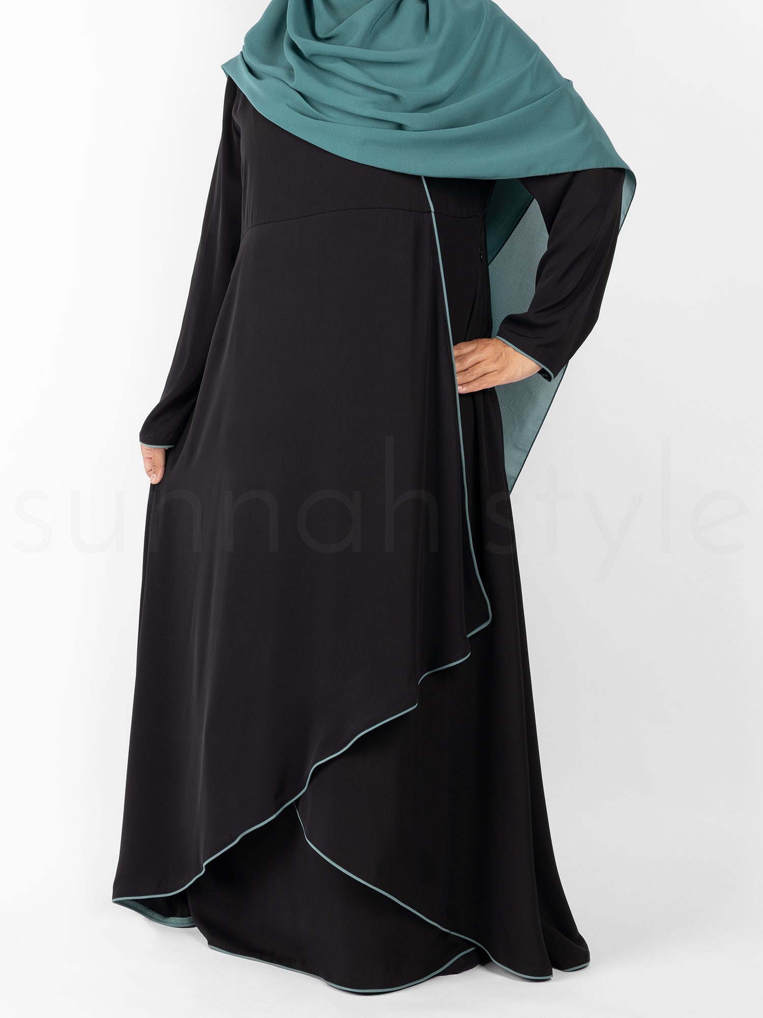Anemone Layered Abaya (Black/Teal)
